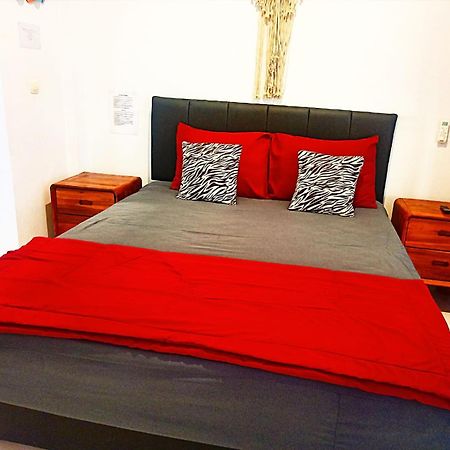 Loka Anyar Guest House 科洛布坎 外观 照片