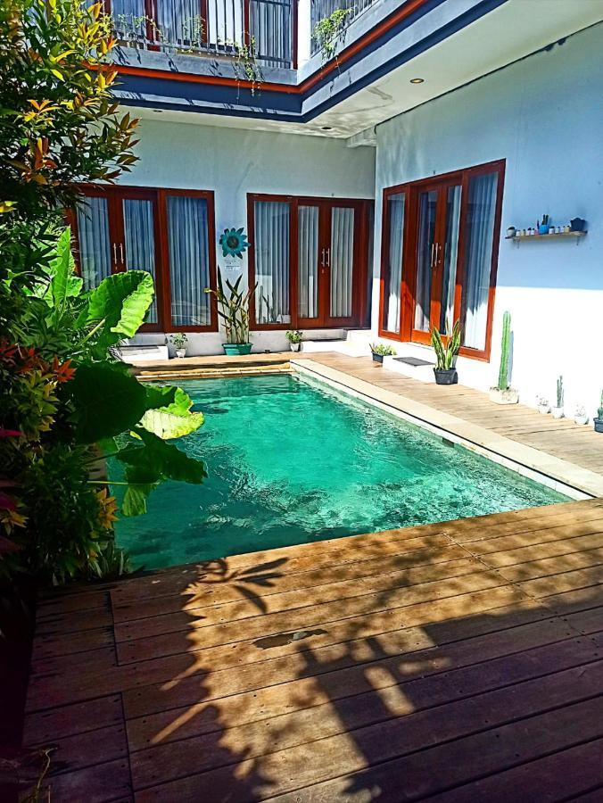 Loka Anyar Guest House 科洛布坎 外观 照片