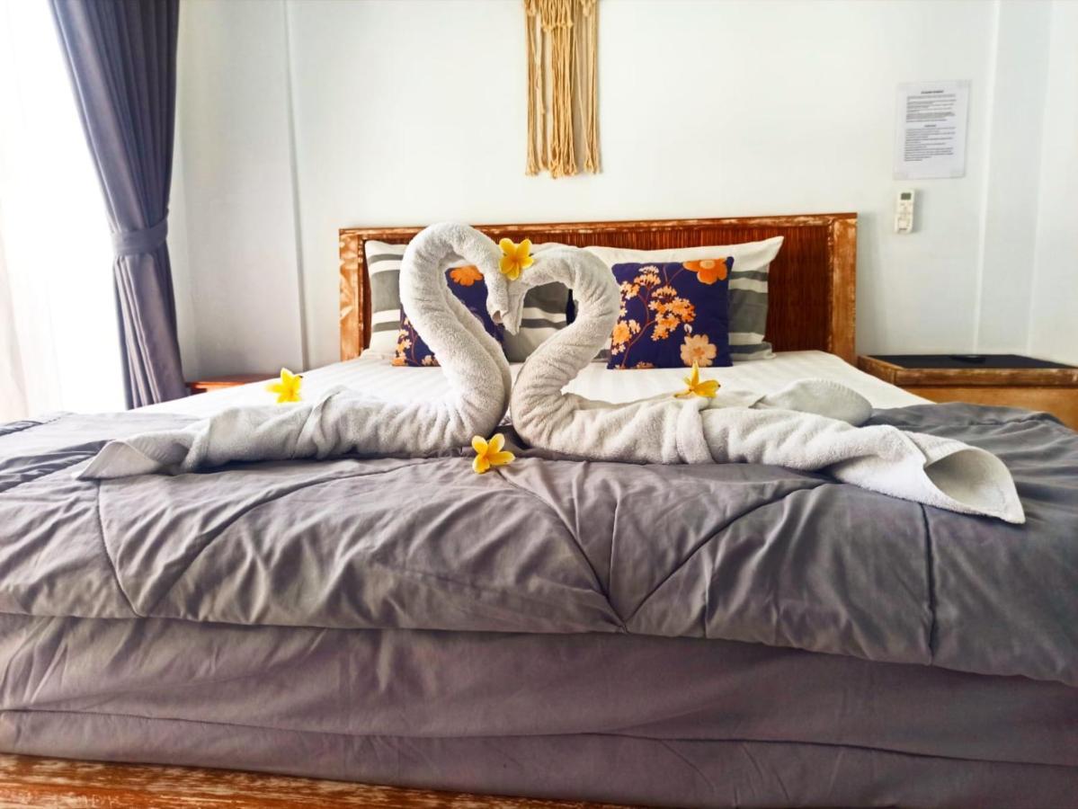 Loka Anyar Guest House 科洛布坎 外观 照片