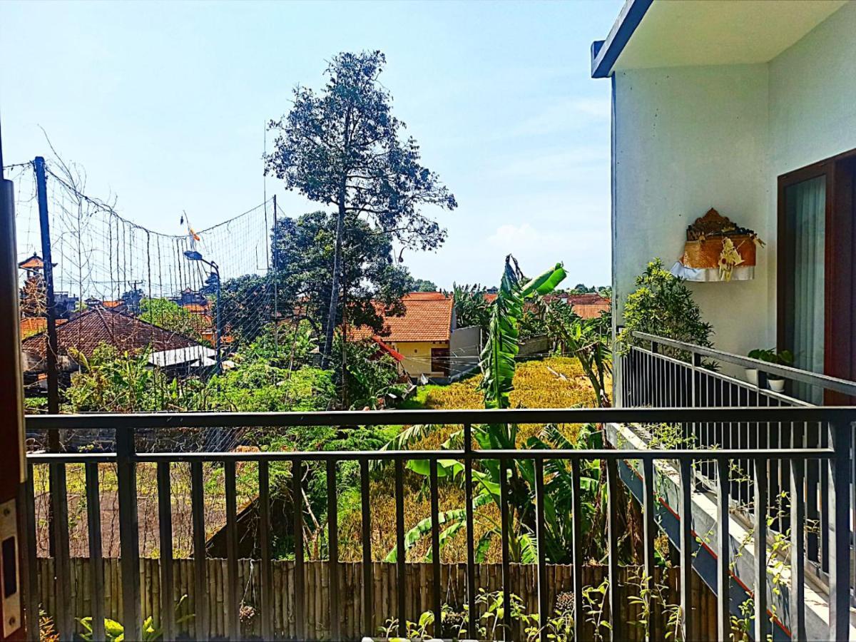 Loka Anyar Guest House 科洛布坎 外观 照片